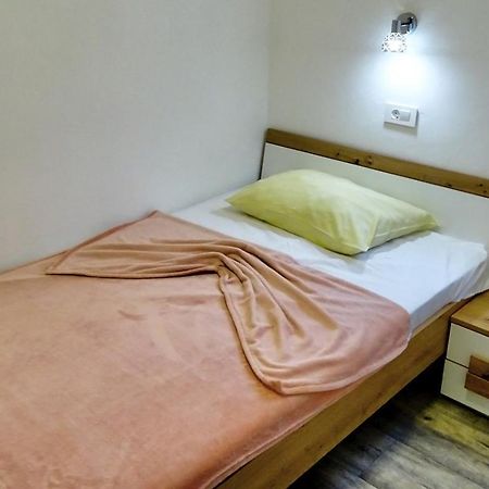Apartment Daca Вир Экстерьер фото